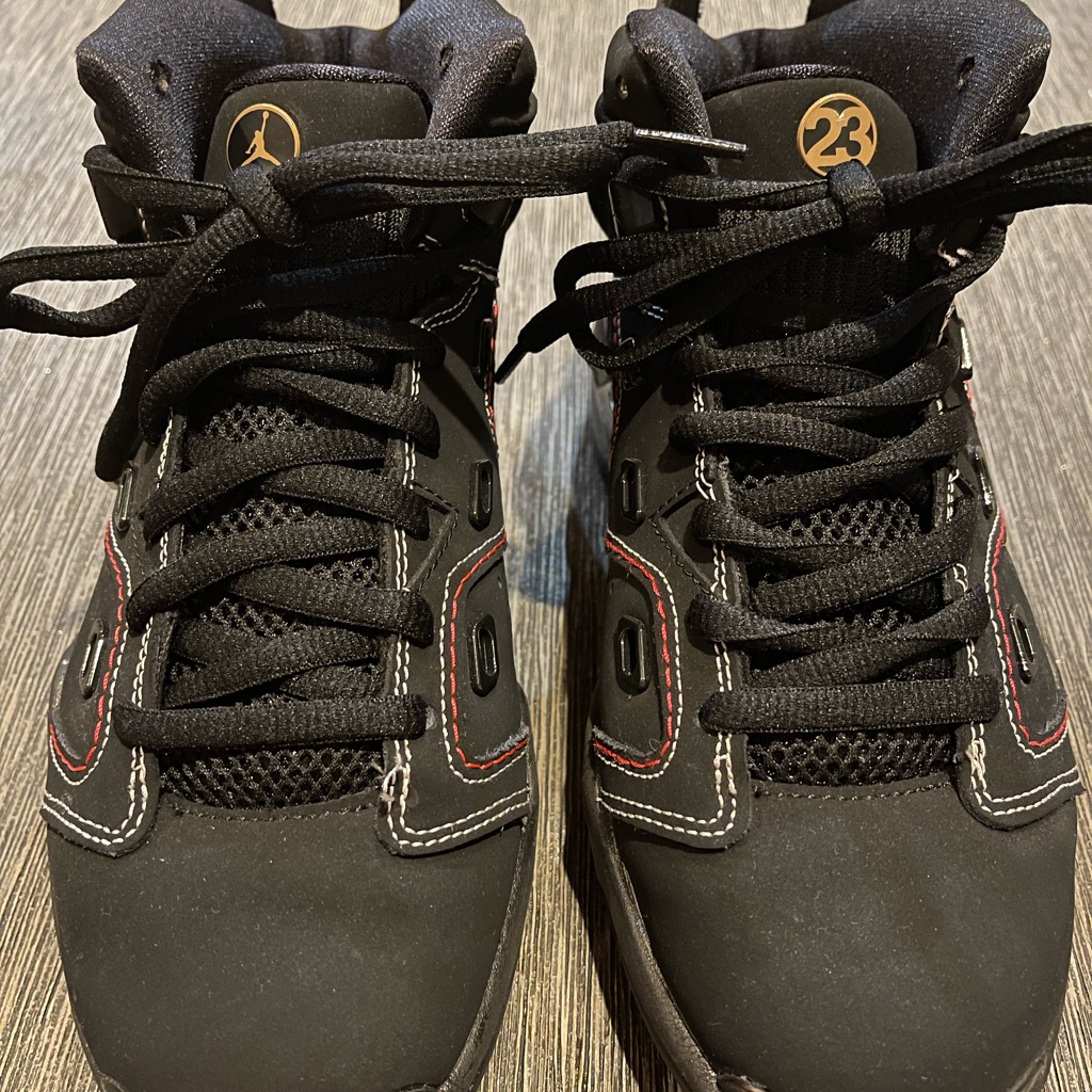 Nearly Brand New Jordan 61723